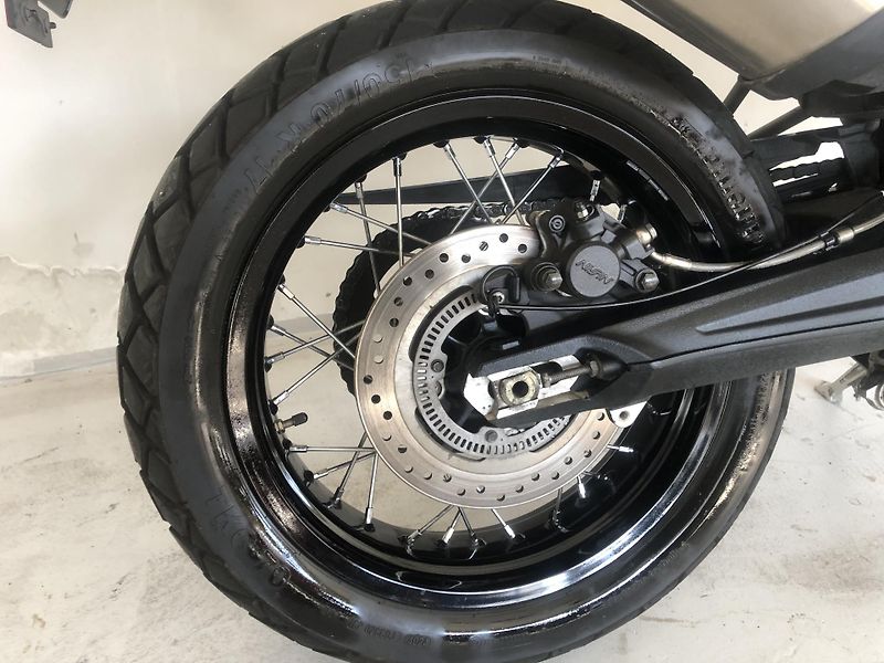 Triumph Tiger 800 XC XCX ABS - fotka 18 z 23
