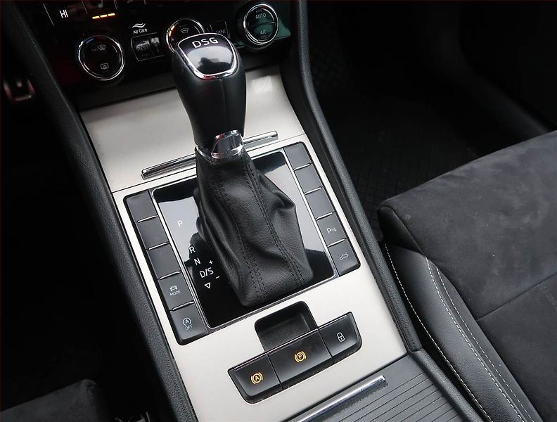 Škoda Superb (2022) Style 2.0 TDI - fotka 13 z 22