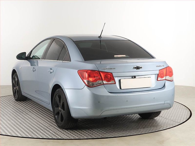 Chevrolet Cruze (2009) 1.8 i 16V, po STK - fotka 4 z 17