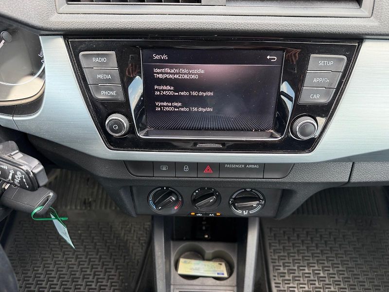 Škoda Fabia (2019) AMBITION 1.0TSI 70kW CZ DPH - fotka 10 z 11