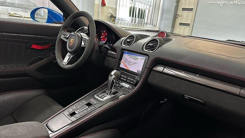 Porsche Boxster 718 SPYDER / ZÁRUKA - fotka 58 z 58