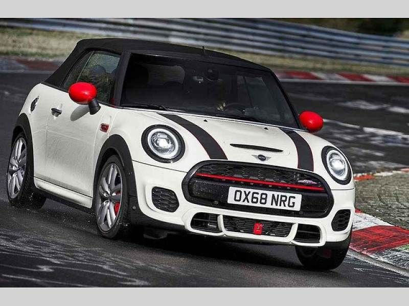 Modernizované MINI John Cooper Works