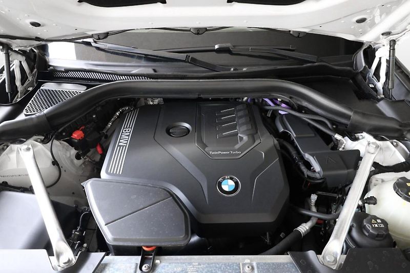 BMW X3 xDrive30i - fotka 9 z 24
