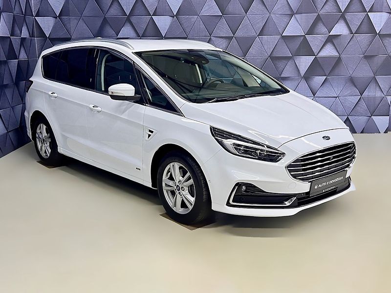 Ford S-MAX 2.0 TDCi 140KW AWD TITANIUM - fotka 4 z 28