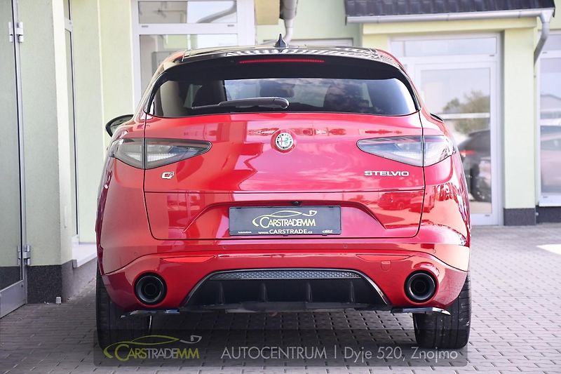 Alfa Romeo Stelvio 2.0T Q4 206KW TRIBUTO ITALIANO - fotka 4 z 50