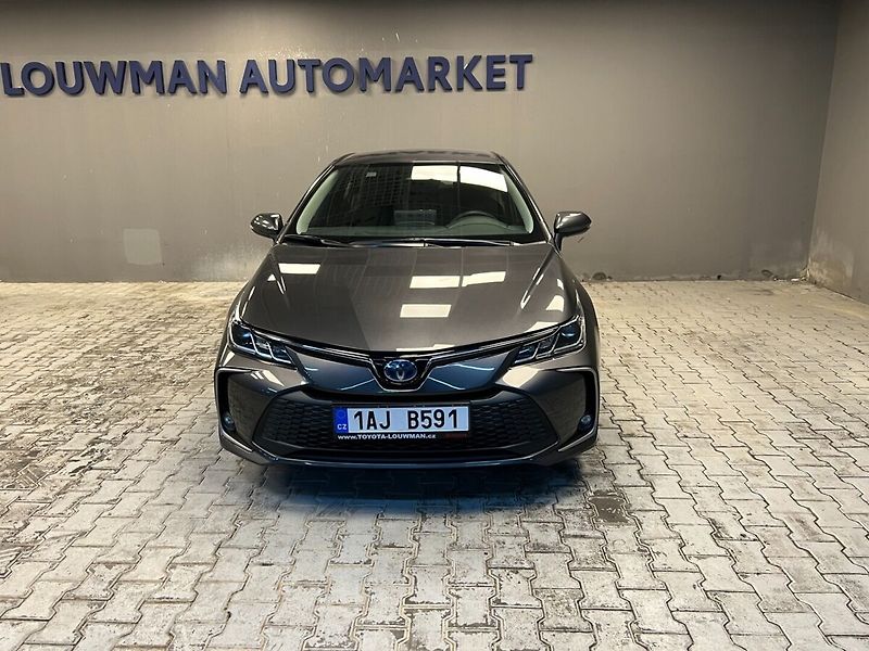 Toyota Corolla 1,8 Hybrid AT Comfort - fotka 12 z 16