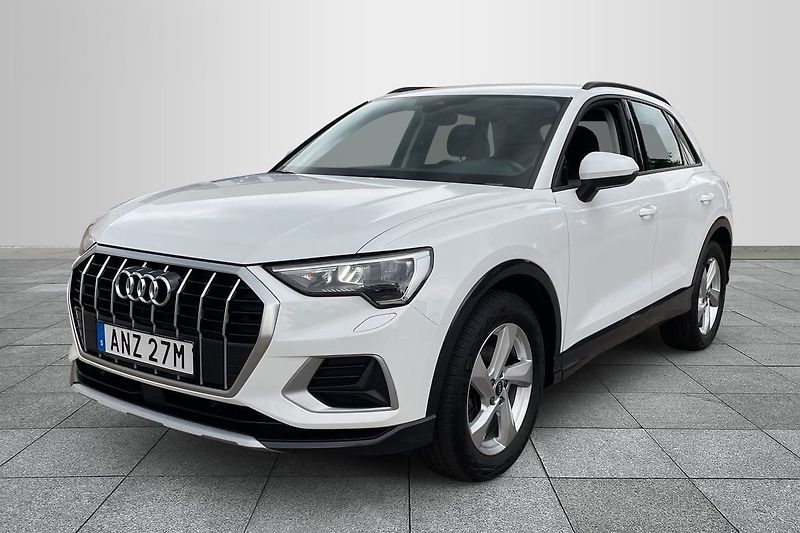 Audi Q3 35TFSI S Tronic Cockpit LED AC - fotka 1 z 15
