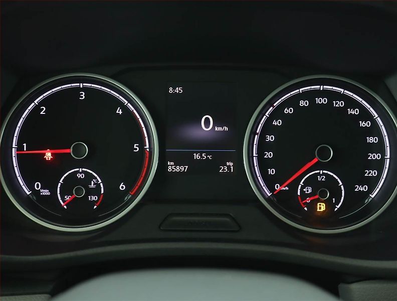 Volkswagen Transporter (2023) 2.0 TDI, ČR, 1Maj - fotka 10 z 16