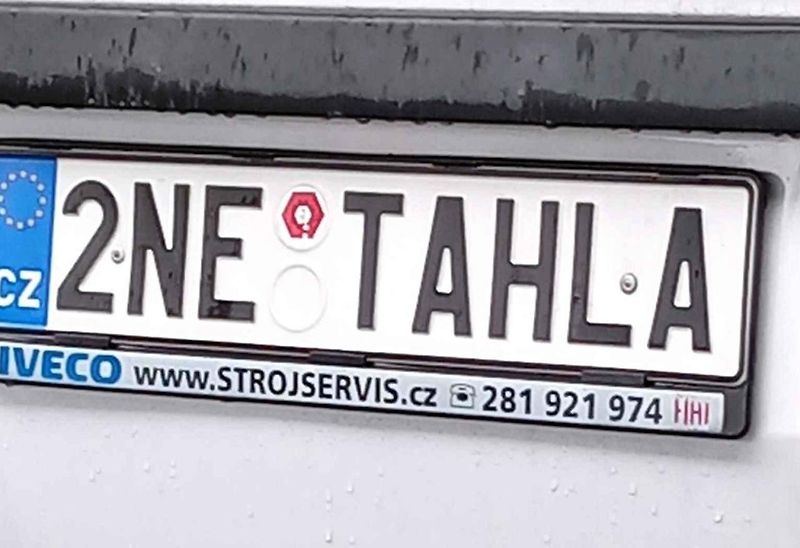 Soutěž - Vyfoť SPZ a vyhraj.