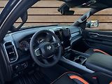 Dodge RAM (2026) +HEMI+DPH+OFFROAD PAKET+ - náhled 17