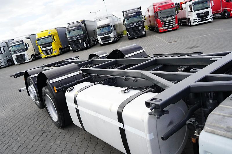Volvo FH (2017) 500 / ACC / XL / EURO 6 / BDF  - fotka 36 z 53
