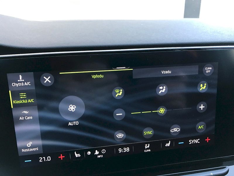 Škoda Octavia (2021) COM M-HEV STY TS 110/1.5 A7F - fotka 26 z 31