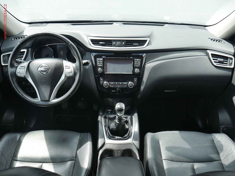 Nissan X-Trail (2016) 1.6 DIG-T, ČR, AC, TZ, temp - fotka 8 z 15