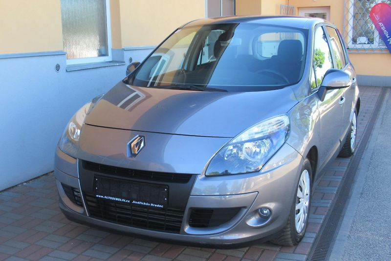 Renault Scénic 1.5 DCi AUT. KLIMA TAŽNÉ - fotka 7 z 20
