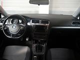 Volkswagen Golf (2015) 1.6TDi, AC, výhřev sed - náhled 8