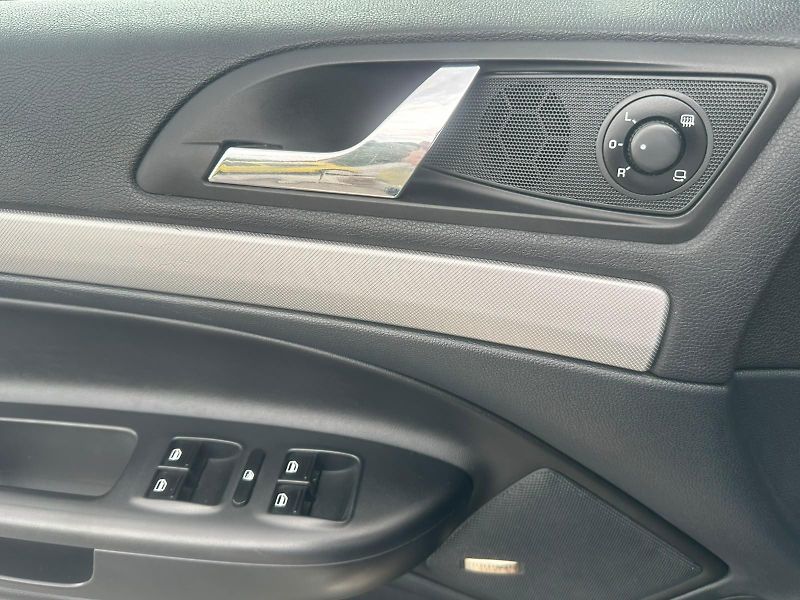 Škoda Octavia (2010) 1.6TDi, 77KW, TEMP., VYHŘ.SED. - fotka 23 z 26