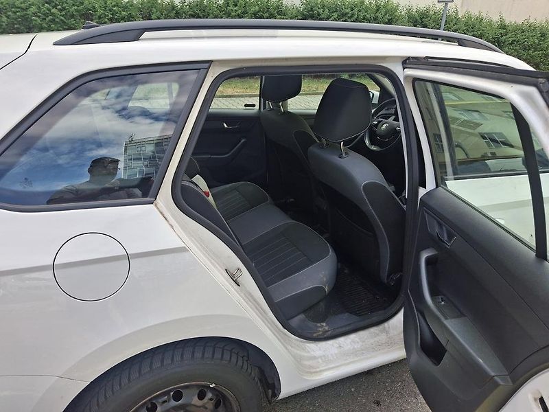 Škoda Fabia III kombi 1,0 TSi 6Z93762 - fotka 17 z 26