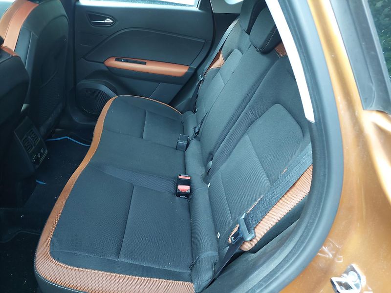 Renault Captur (2021) II. Intens GPF 1.3TCe 103kW - fotka 12 z 16