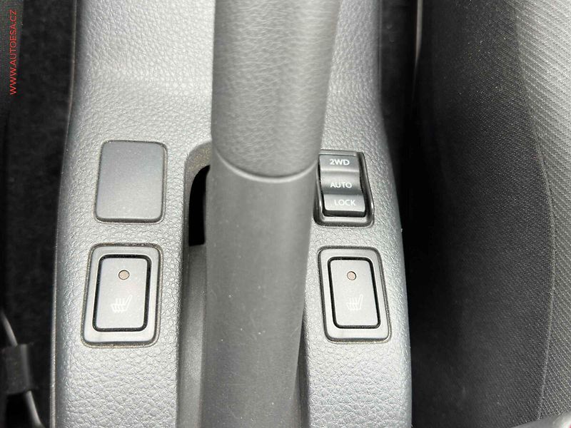 Suzuki SX4 (2012) 1.6 VVTi 4x4, 1.maj,ČR, AC - fotka 16 z 19