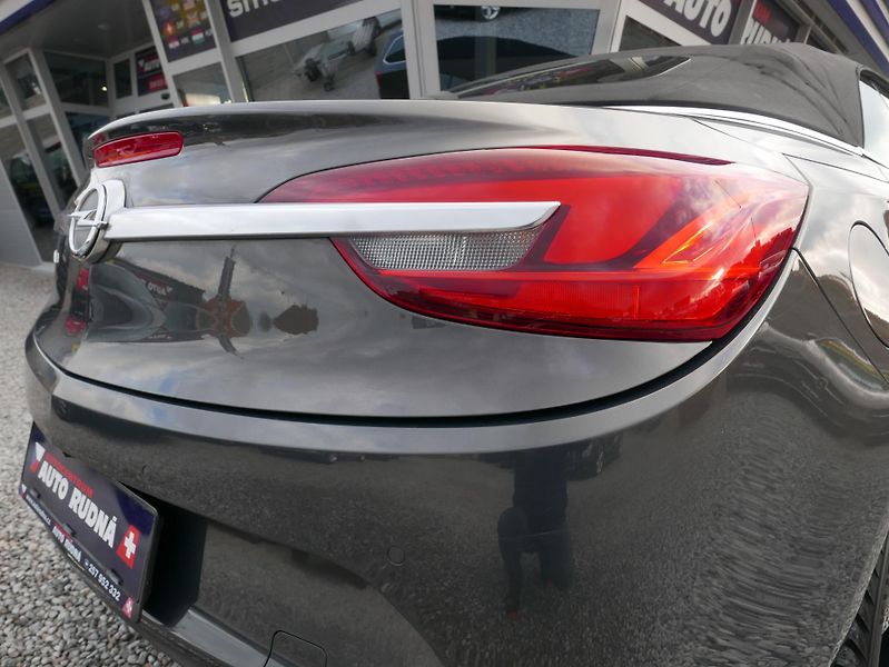 Opel Cascada 1,4 Turbo Cosmo REZERVACE - fotka 10 z 45
