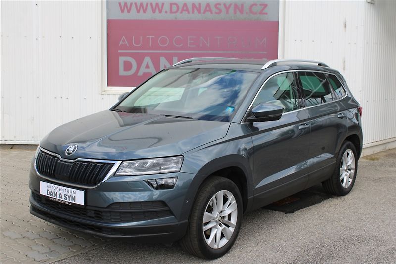 Škoda Karoq 1,5 TSI DSG Style 1. majitel - fotka 1 z 4