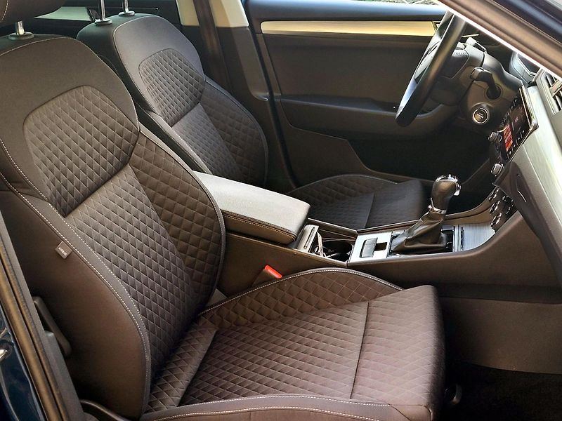 Škoda Superb TSi DSG AMB *SERVIS,CEBIA   - fotka 24 z 43