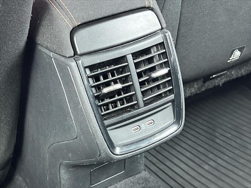 Škoda Scala 1,5 TSi 110kW STYLE - fotka 21 z 22