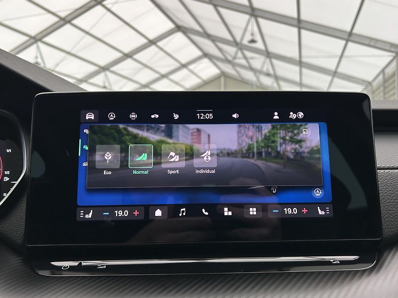 Škoda Octavia 2.0 TDI SportLine - fotka 8 z 32