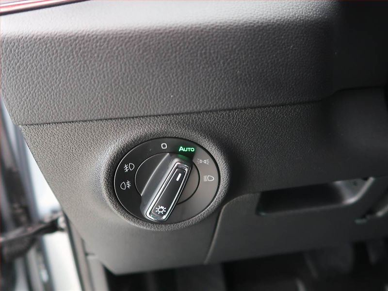 Škoda Karoq (2018) Ambition Plus 1.5 TSI, Automat - fotka 16 z 16