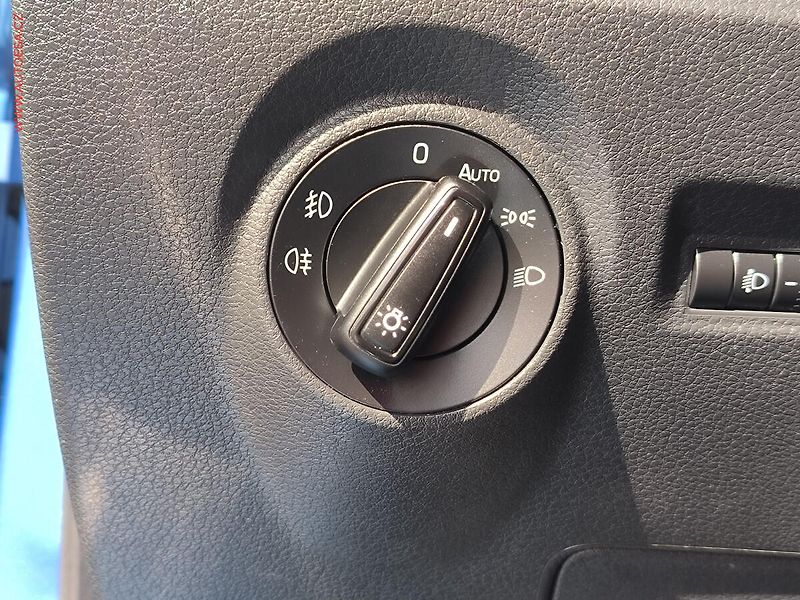 Škoda Fabia (2015) 1.2 TSi, Style, TZ - fotka 16 z 19