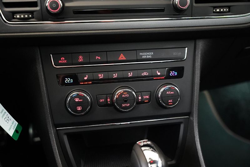 Seat Leon - fotka 23 z 27