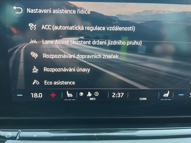 Škoda Octavia 2,0   2.0TDI 110Kw DSG Tažné - fotka 13 z 32