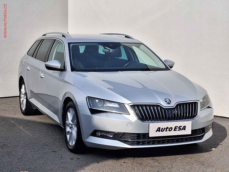 Škoda Superb (2016) 2.0 TDi, Style, kůže, bixen - fotografie inzerátu