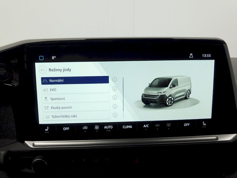 Volkswagen Caravelle (2025) Life DR 2,0 TDI 110kW 8AUT - fotka 15 z 29