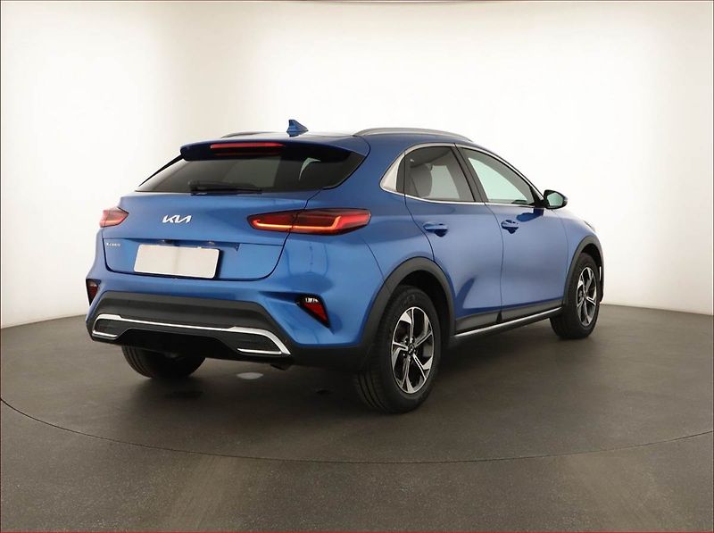 Kia XCeed (2025) 1.5 T-GDI, EXCLUSIVE, AUTOMAT - fotka 5 z 17