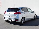 Kia Ceed (2017) 1.6 CRDi, ČR, AC, výhřev sed - náhled 6