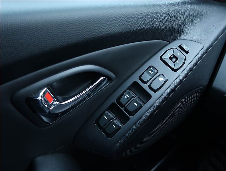 Mazda 6 (2008) 2.0, Automat, Eko.zaplacen - fotka 15 z 15