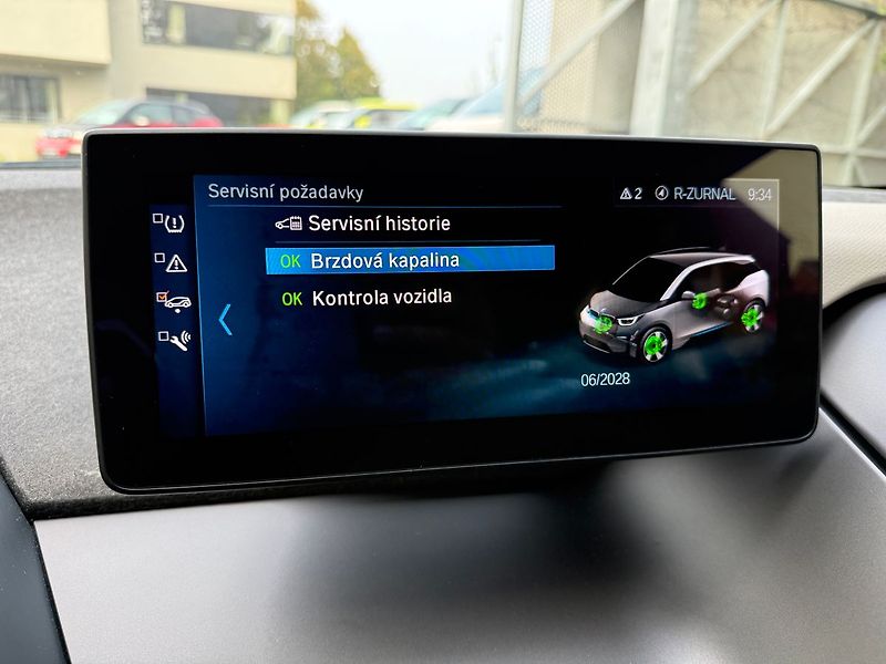 BMW i3 i3S 94Ah Kessy ACC Panorama - fotka 18 z 32