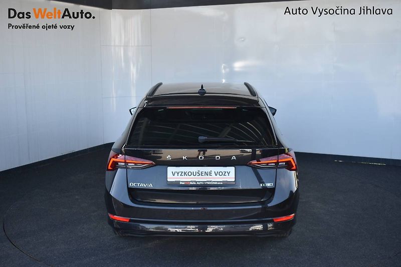 Škoda Octavia (2022) 1.5TSI 110kW DSG - fotka 7 z 25