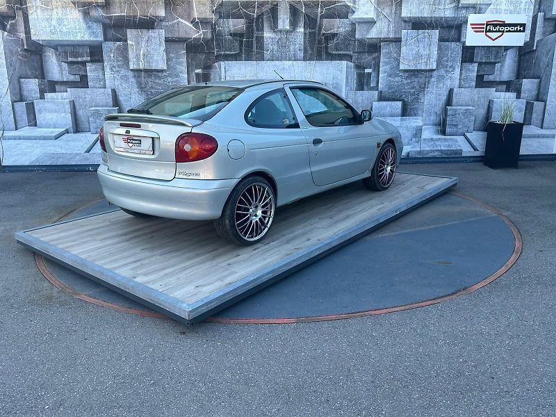 Renault Mégane (2001) 1.6i 16V - 79KW - fotka 7 z 20