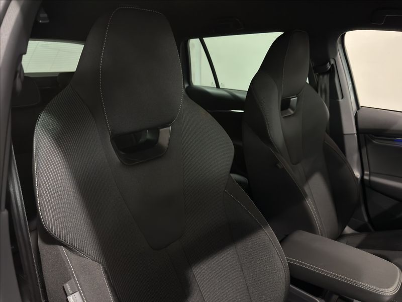Škoda Octavia 2,0   TDI DSG REZERVACE - fotka 21 z 29