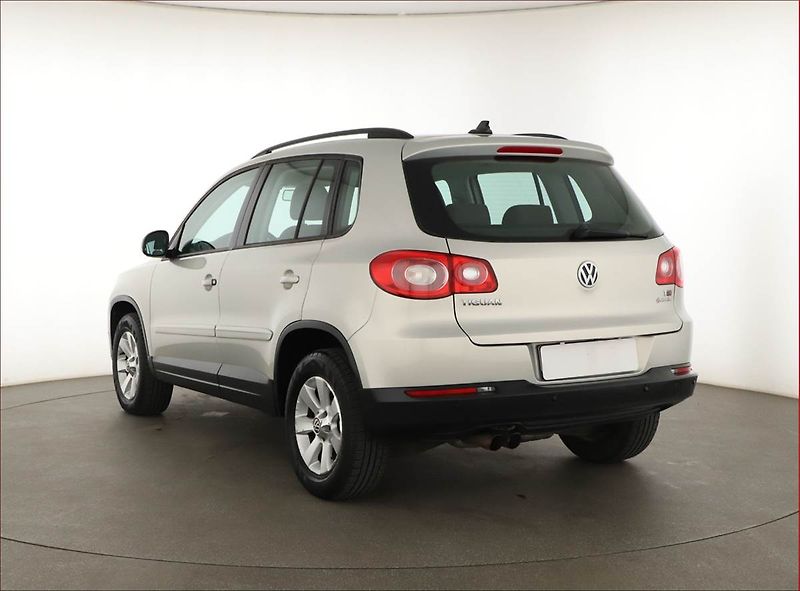 Volkswagen Tiguan (2010) 1.4 TSI, 4X4, Park. senzory - fotka 4 z 12