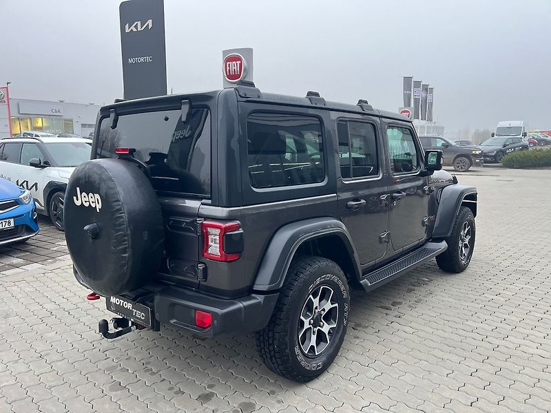 Jeep Wrangler 2.0 T 272K Unlimited Rubicon A - fotka 3 z 9