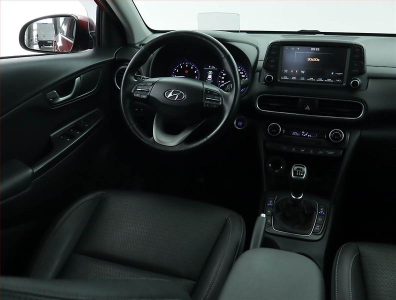 Hyundai Kona (2018) 1.0 T-GDI, Serv.kniha, Kůže - fotka 7 z 18