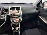 Toyota Urban Cruiser (2009) 1.33 Dual VVT-i, Vyhř. sedaček - náhled 8