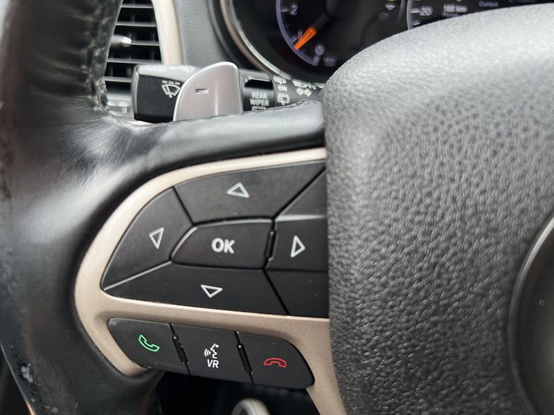 Jeep Grand Cherokee 3.0CRD SUMMIT AUTOMAT KŮŽE - fotka 14 z 47