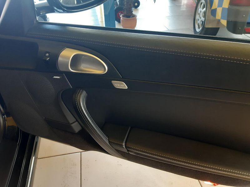 Porsche 911 CARRERA NAVI MANUAL  - fotka 20 z 21