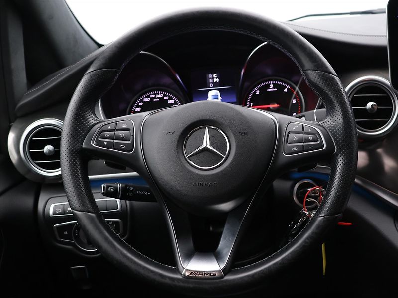 Mercedes-Benz Třídy V 2,1 250d 140kW 7-Míst CZ 4M - fotka 25 z 42