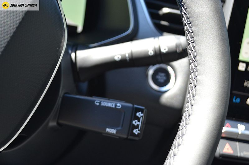 Renault Captur Techno TCe 90 - fotka 41 z 50