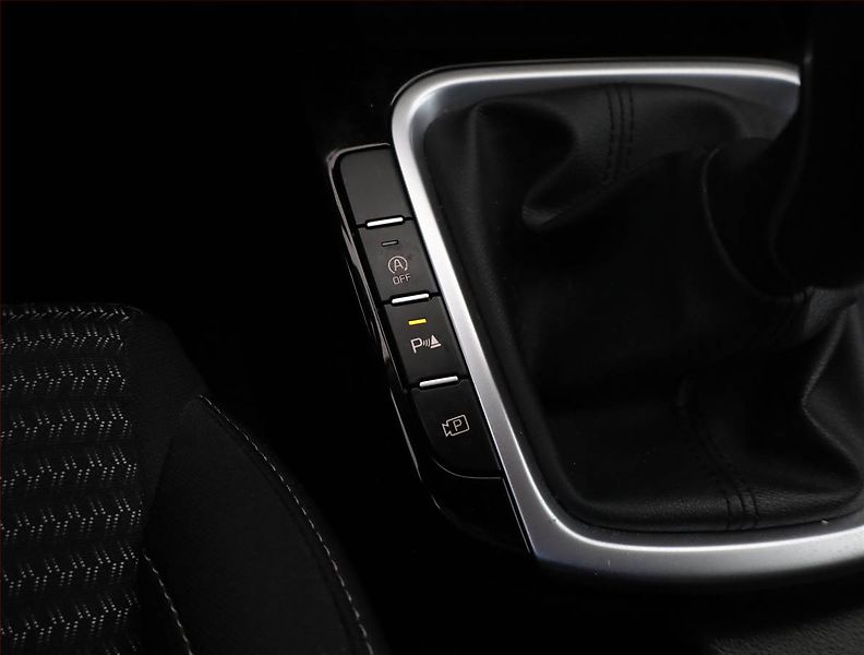 Kia Ceed (2022) Top 1.5 T-GDI - fotka 13 z 21